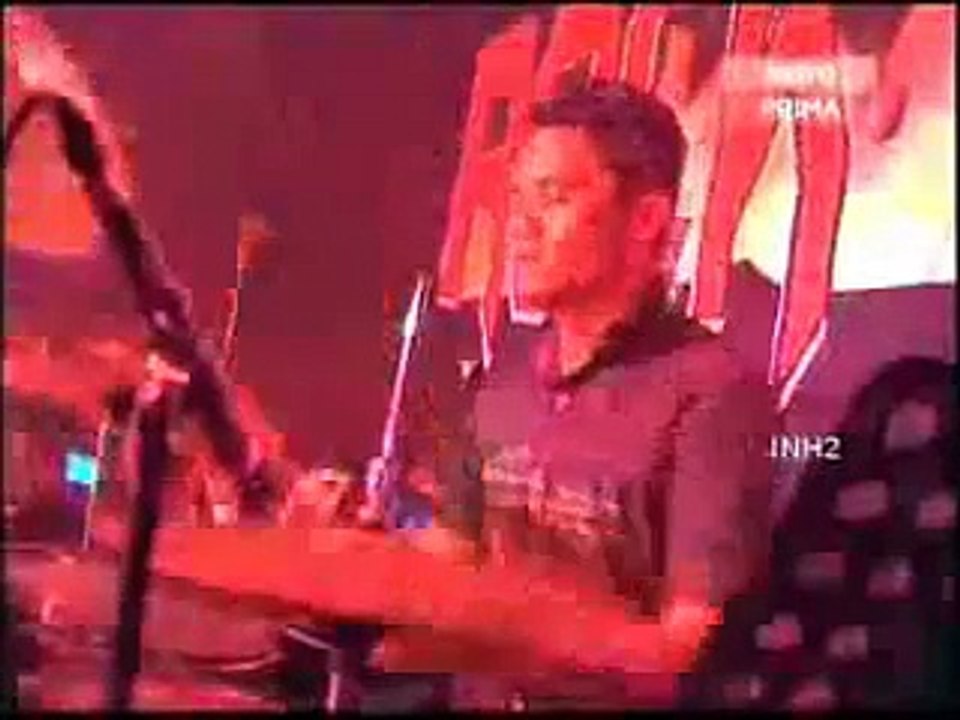 Spring - Kita Ditakdirkan Jatuh Cinta