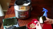 How To Make Onigiri (Japanese Rice Balls)