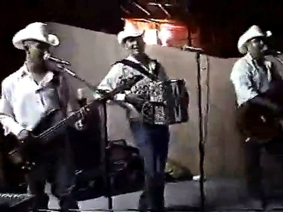 Los 3 de la Sierra El Mochomo; el corrido del 24