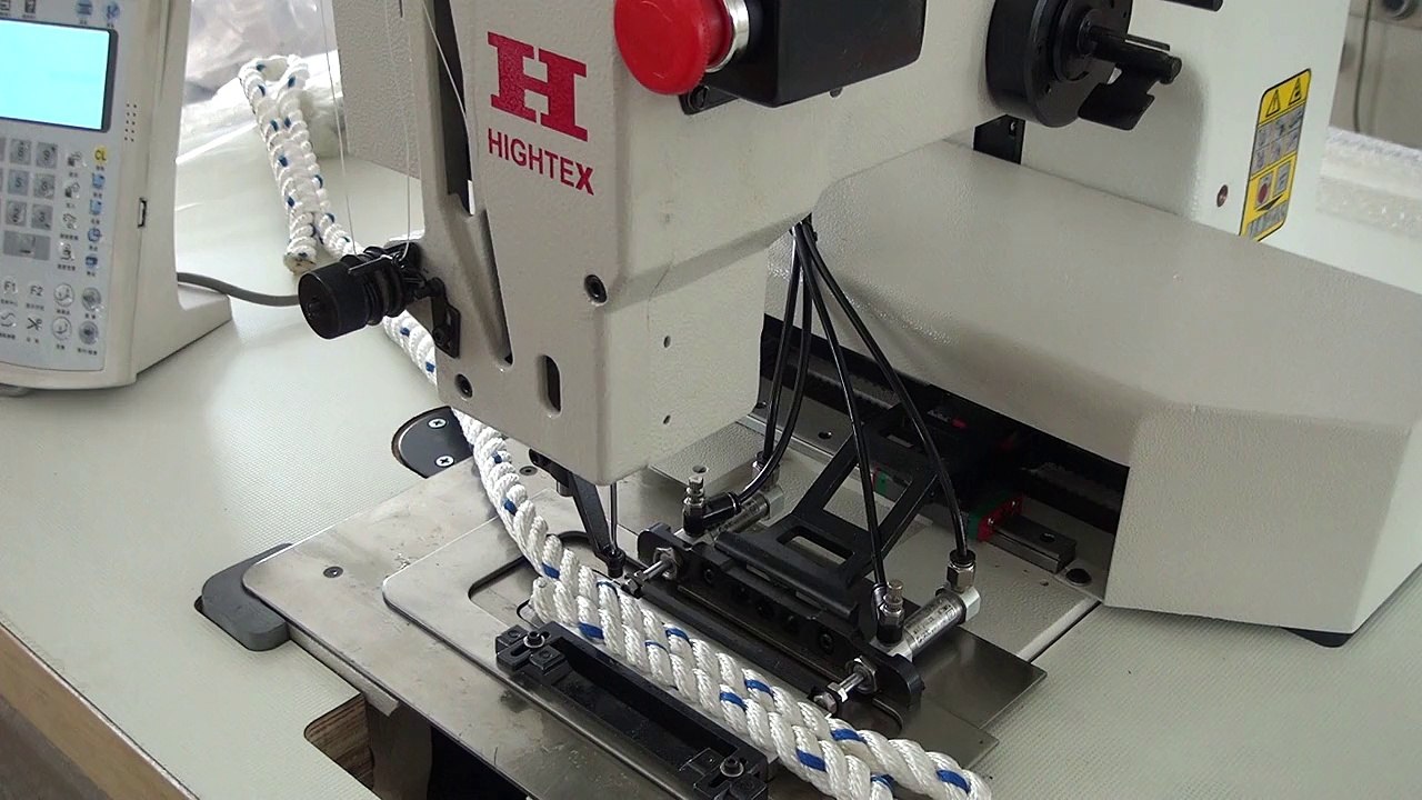 Machine à coudre pour la fabrication de l’œil de la corde tressé