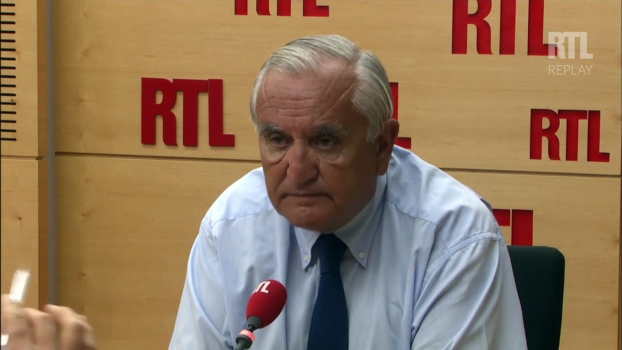 Crise en Grèce : "Je n'accepte pas la déconstruction de l'Europe", clame Jean-Pierre Raffarin