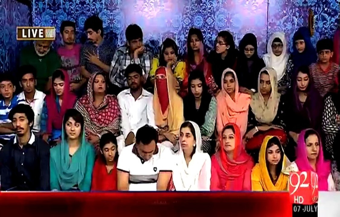 Rehmat e Ramazan - 19 Ramazan – Iftar – Naat – Nami Danam Che Manzil Bood – 7-JUL-15 – 92 News HD (2)