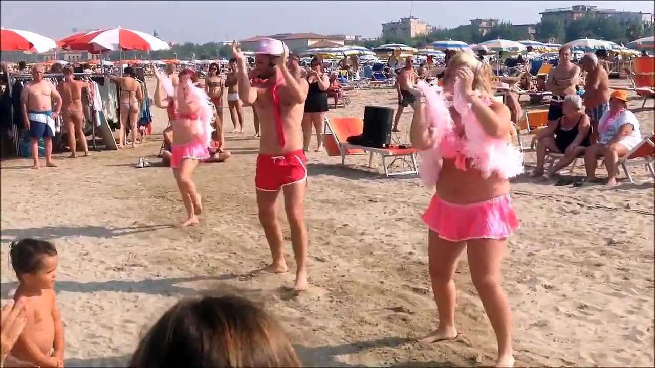 ANIMAZIONE 2014 - Notte Rosa 5 luglio BALLI DI GRUPPO - Bagno 81 Rimini (www.bagno81rimini.it)