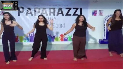 MITHIBAI COLLEGE GIRLS WITH NACH BALIYE FINALISTS NANDISH & RASHAMI