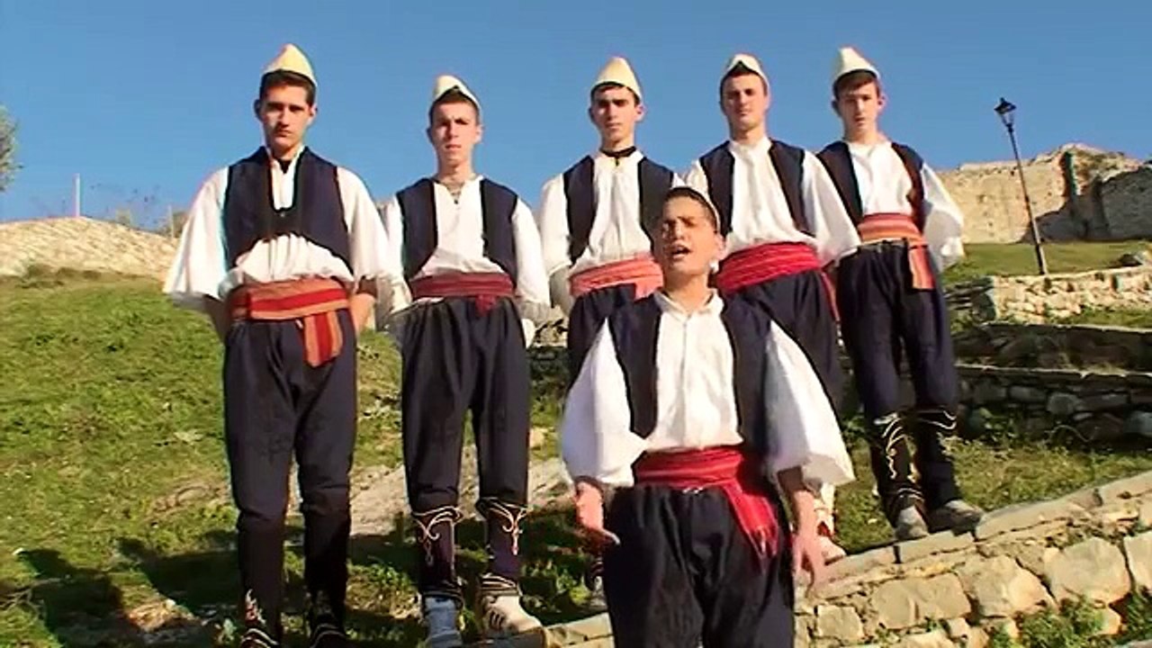 Arnavut öğrencilerden Türkçe Olimpiyatları Yeni Bir Dünya Şarkısı