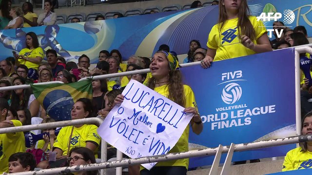 Rio stadium and dancing crowds ready for Olympics