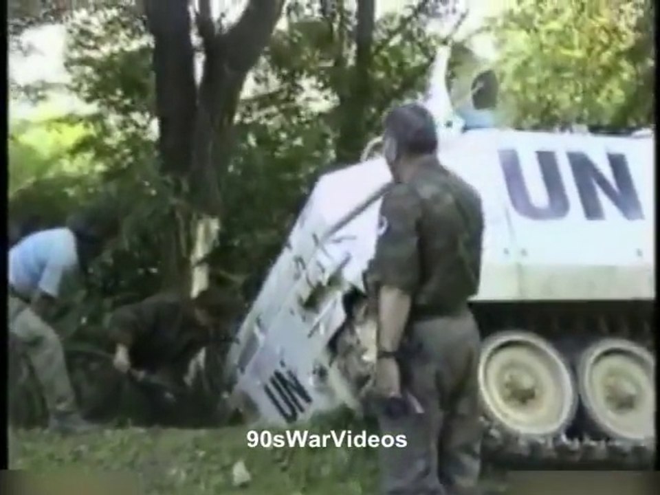 Ulazak zlocinca mladica 11 jula u Srebrenicu