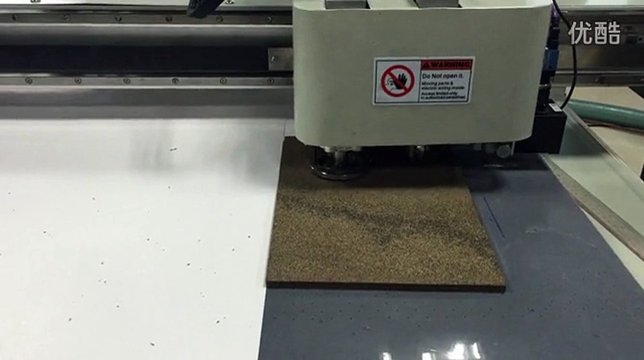 aokecut@163.com 8mm transformer panel cubicle switchgear cork gasket production machine