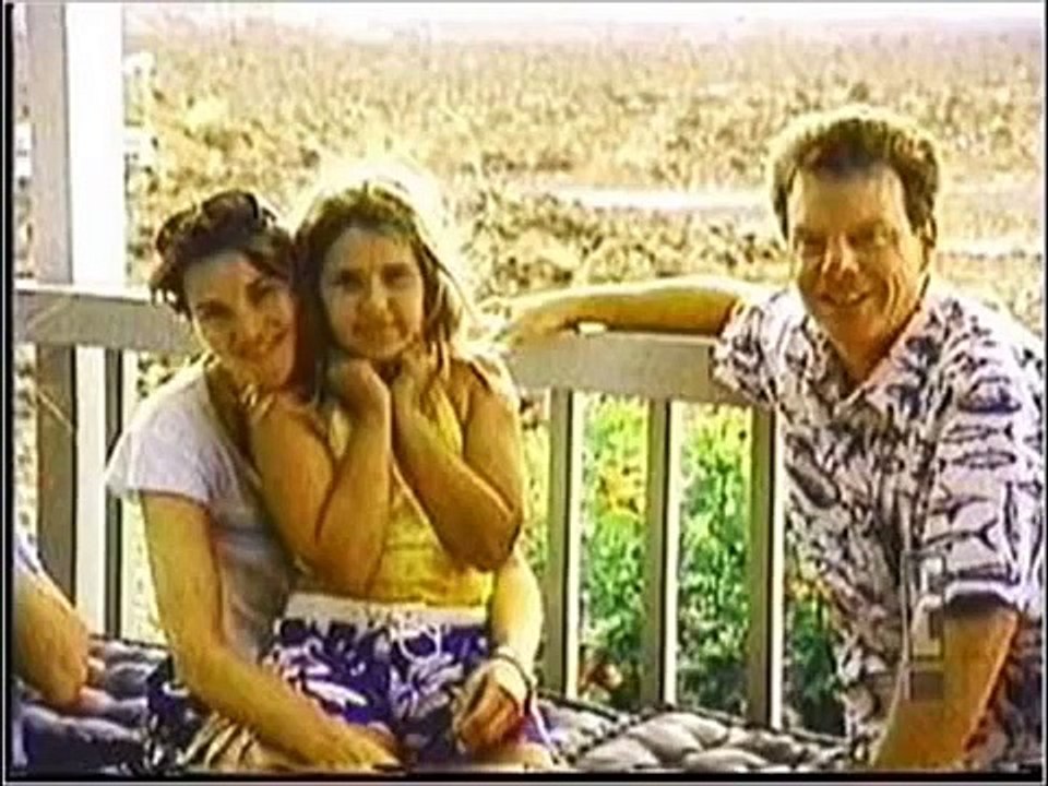 Lucy Lawless and Renee O'Connor