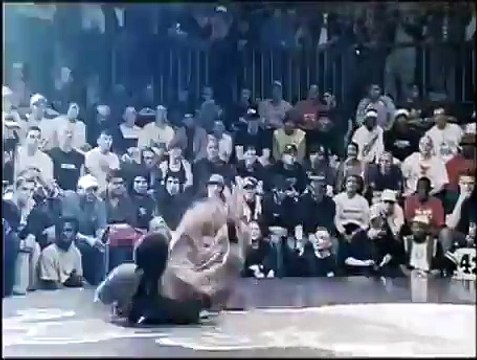 BreakDance B Boy Junior vs B Boy Wake Up