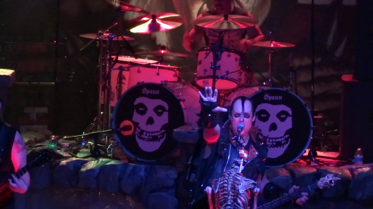 The Misfits - Halloween - LIVE 11/24/2014 at Ziggy's By The Sea in Wilmington NC