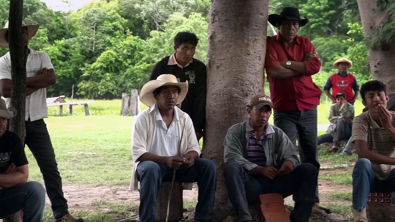 Trailer Oficial - A nação que não esperou por Deus