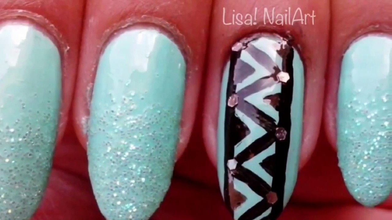 Nail Art Facile : Aztèque et Paillettes