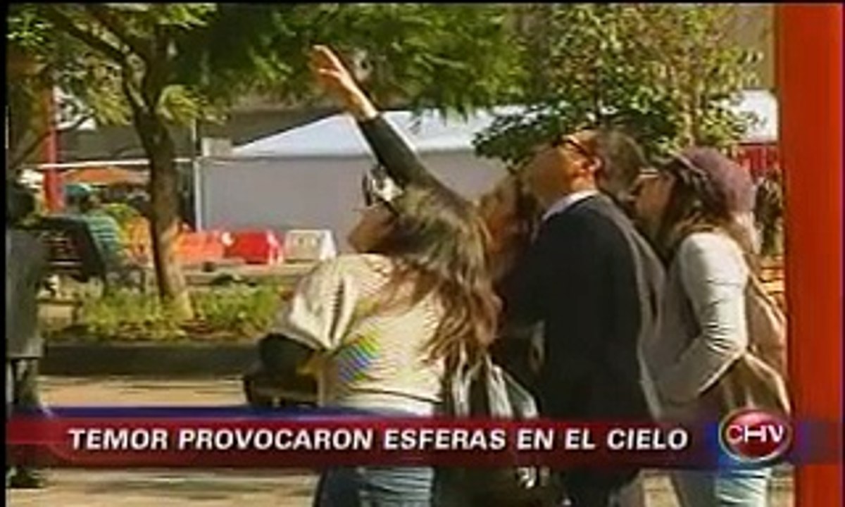 Ovni en Chile, Avistamiento masivo de Ovnis paralizo el centro de Santiago  | 11.05.2012