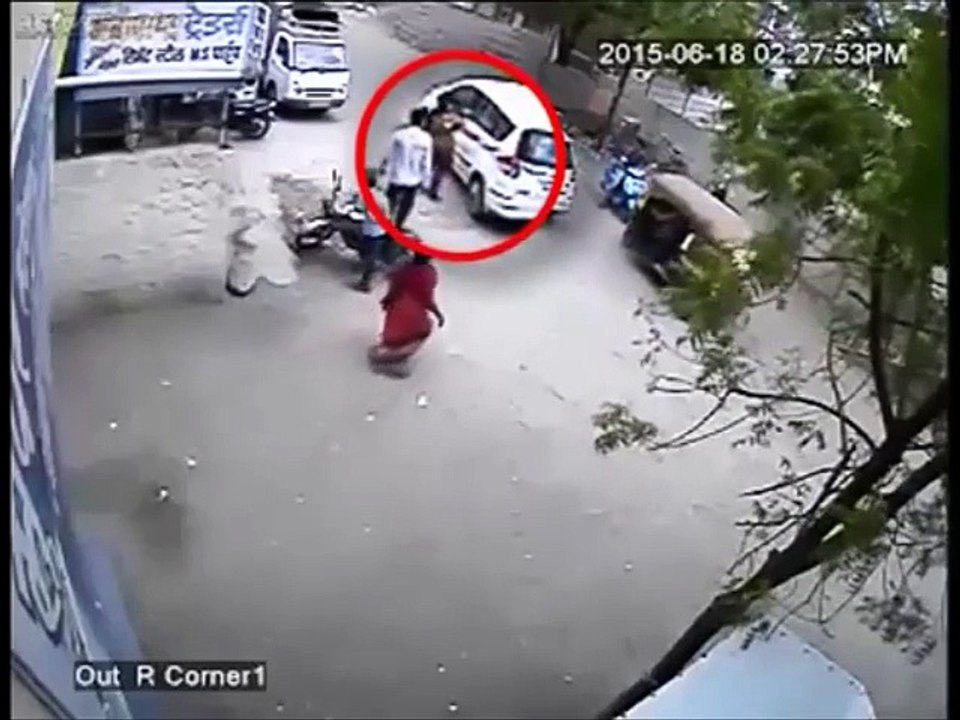 3yrSlow Motion| Raw CCTV Video| Nashik Car Accident| 3 year old girl Zoya Run Over by Car, Survives