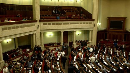 Kiev takes first step toward giving rebels temporary self-rule