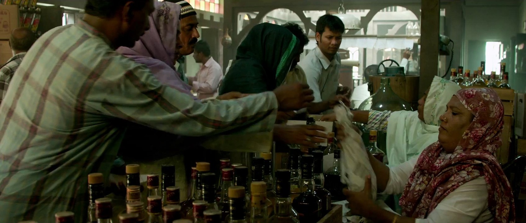 Raees - Official Teaser HD - Shah Rukh Khan - Nawazuddin Siddiqui - Mahira Khan -