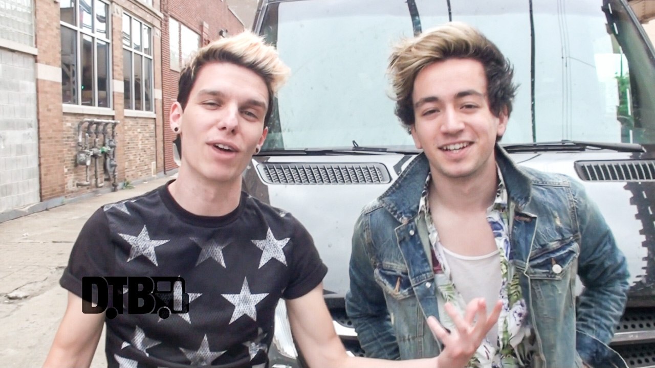 The Weekend Riot - BUS INVADERS Ep. 822