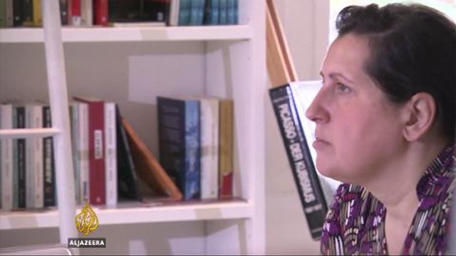 Greek businesses struggle to stay afloat