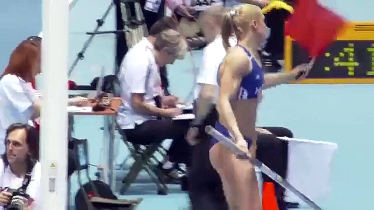 Great 6 pack female pole vaulter, Nikoleta Kyriakopoulou 2014