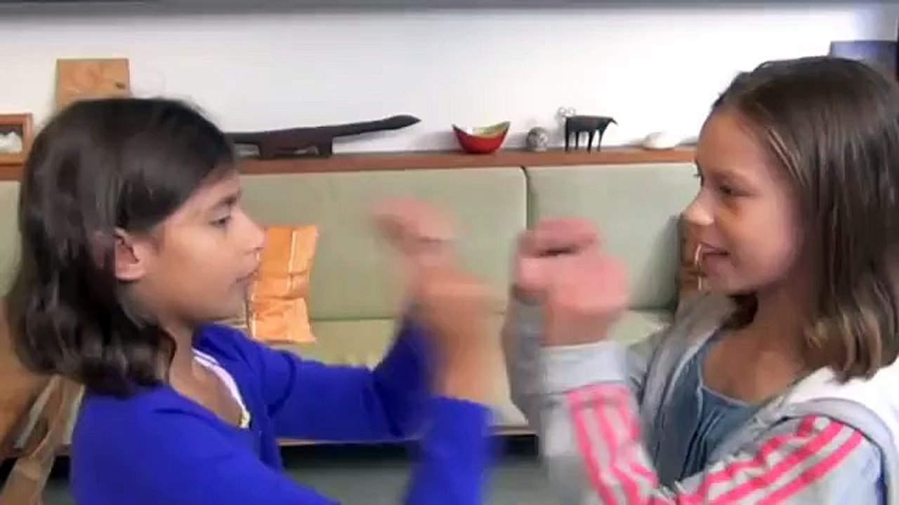 How to play the Double double clapping game