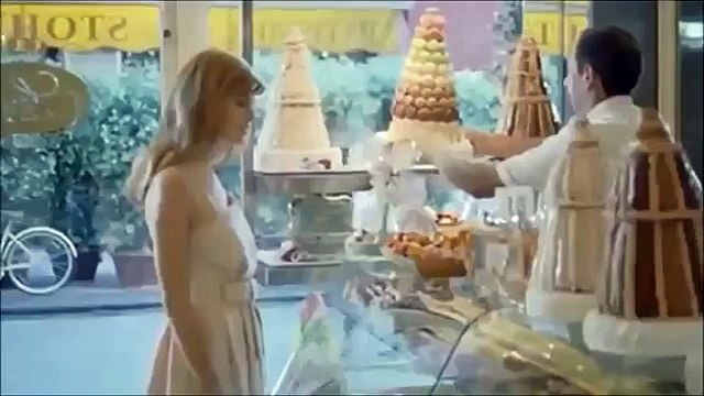 Brigitte Bardot: Moi je joue Lyrics Paroles Translation English French Dior