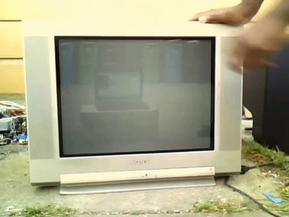 2002 Sony FD Trinitron WEGA KV-20FS100 CRT TV Working