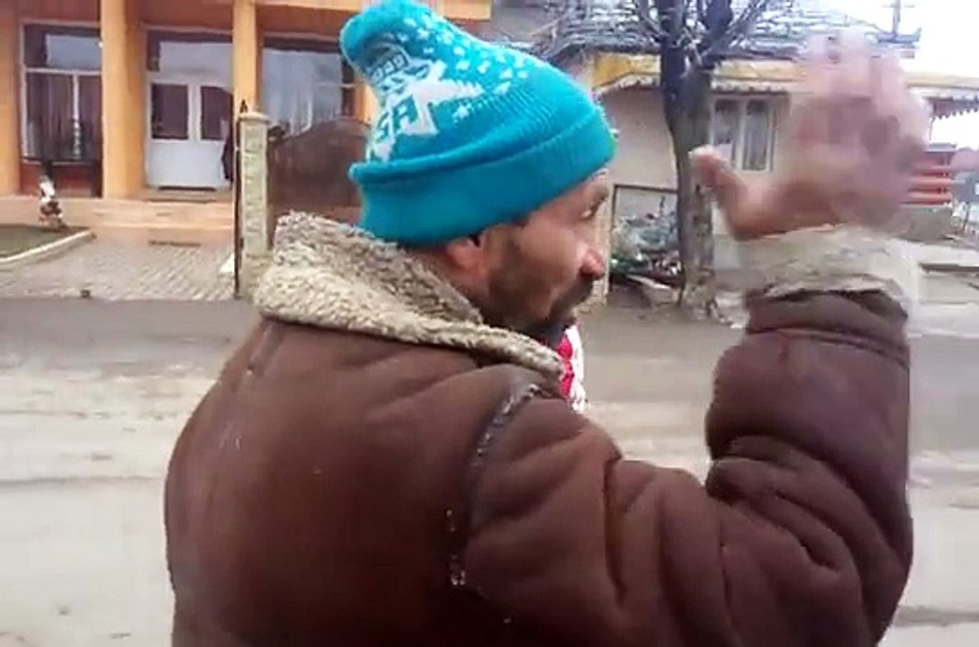 tigani de la bucsesti.3gp