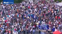 Thousands turn out for pro-Europe rally...