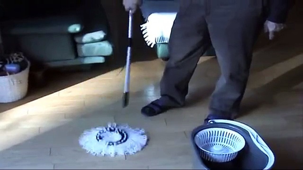 Spin & Go Mop: How to Use Dyna Mop - the Orignal 360 Spin Mop