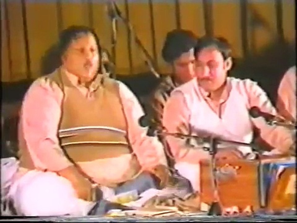 Nusrat Fateh Ali Khan Qawwal - Sik Chaj Koi Yar Manwan Da -
