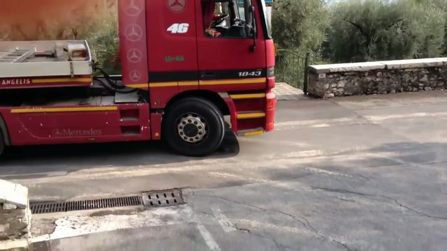 Best of Truck _ Fails, Crash and Fast Drivers compilation 2015