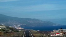 COCKPIT VIEW OF VISUAL APPROACH AND LANDING AT LA PALMA AIRPORT (CANARY ISLANDS)
