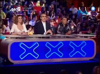 Mam talent- Gra penisem na pianinie