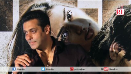 Salman Khan Pulls Reporter's Leg