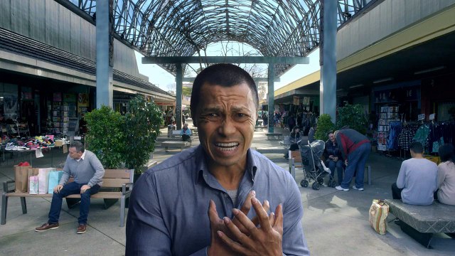 Qui fait semblant d'avoir une crise cardiaque ?