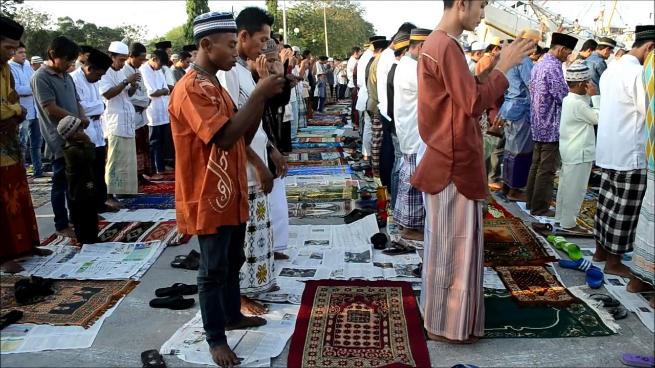 Prière de l'Aïd el-Fitr à travers le monde