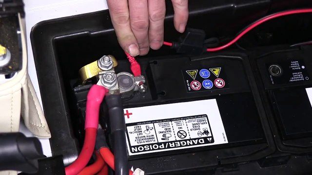 Review of the CTEK Multi US 3300 12-Volt Universal Battery Charger - etrailer.com
