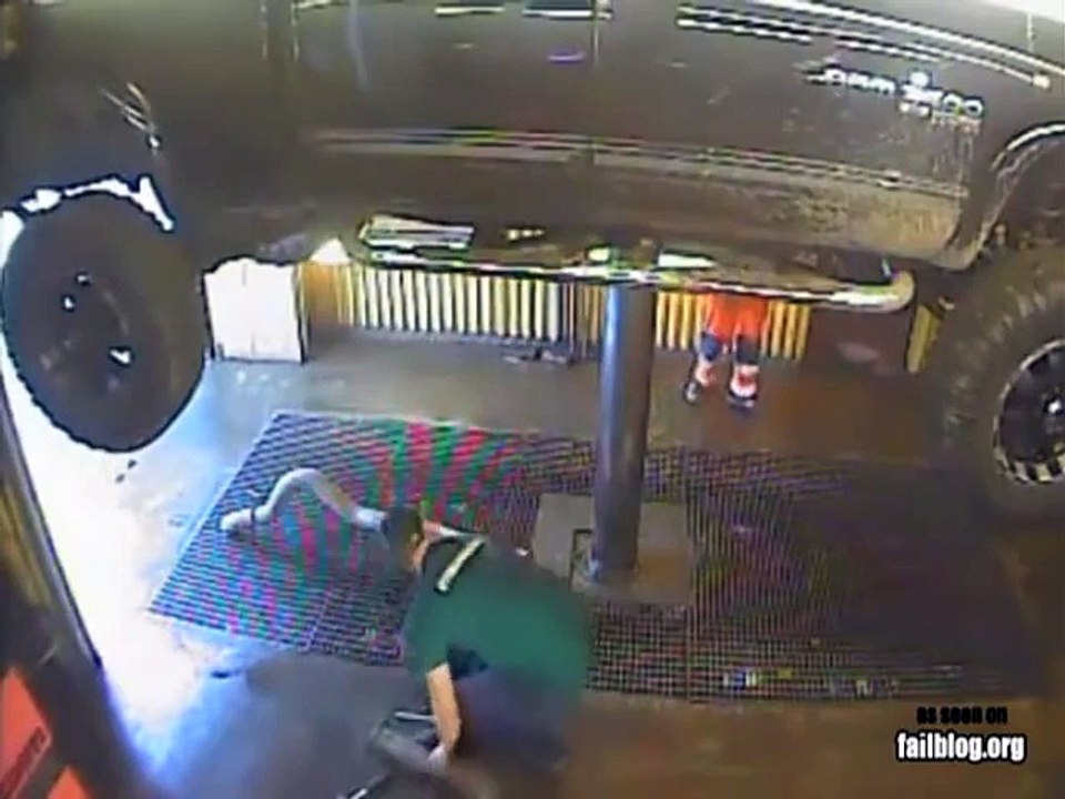 Garage Lift FAIL