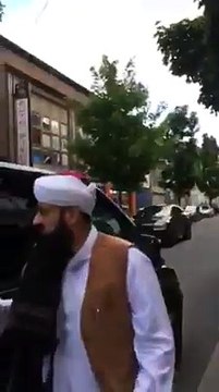 Maulana Tariq Jameel with son Maulana Yousaf Jameel before Belgium Bayan. Maulana Tariq Jameel Videos