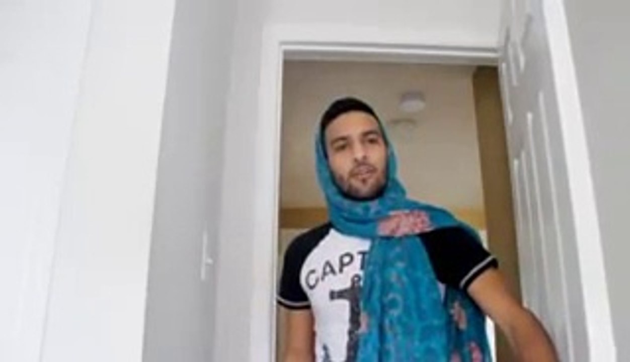 Zaid Ali T-Brown moms always walks in at the wrong time.. - - Video Dailymotion