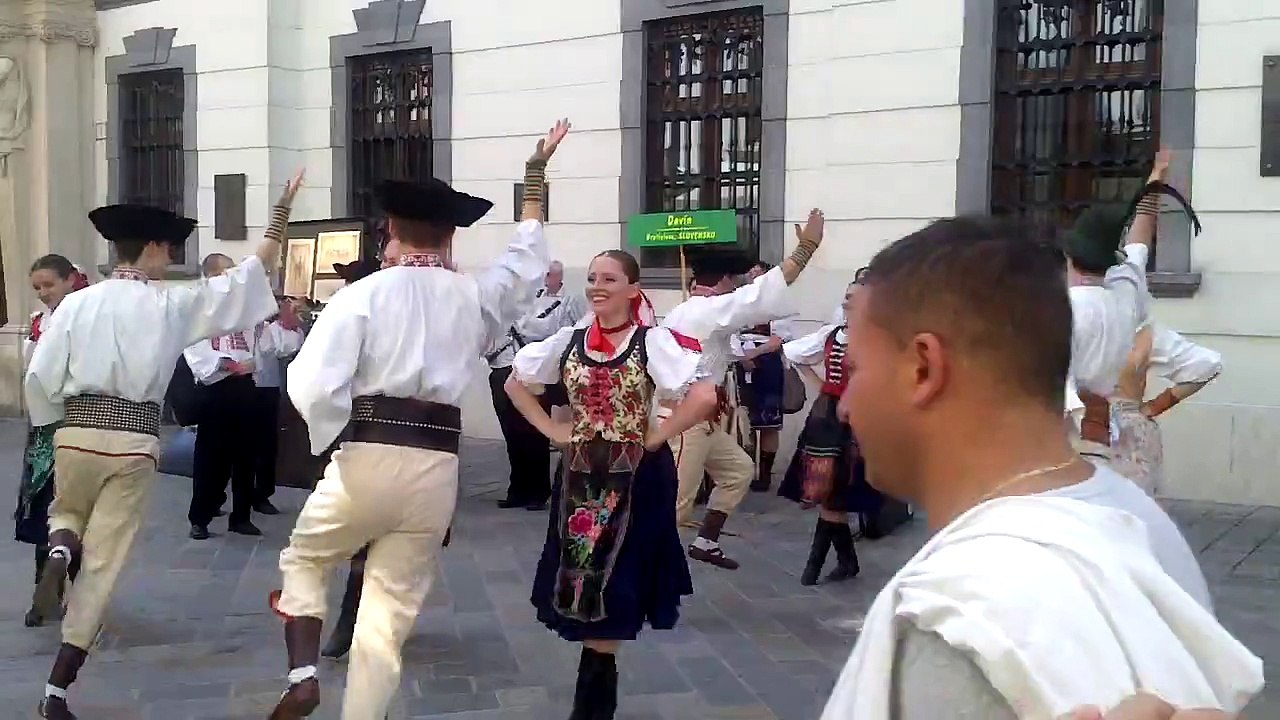 Arts & Crafts in Slovakia – Folk Dance in the streets of Bratislava