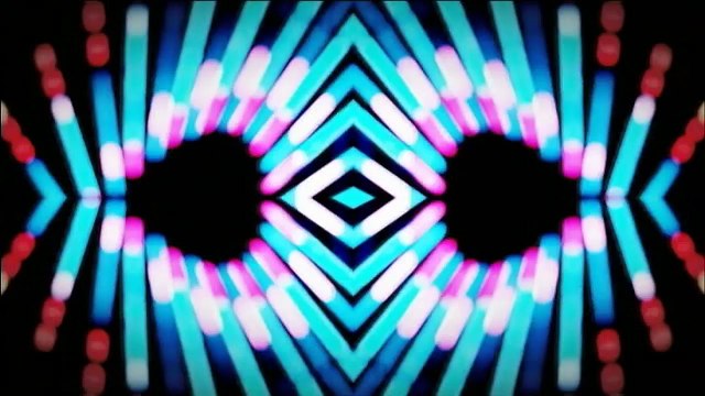 إنعام الفقيه: نحتاج إلى الشعر والفن وكل ما يمكن أن يخاطب الوعي