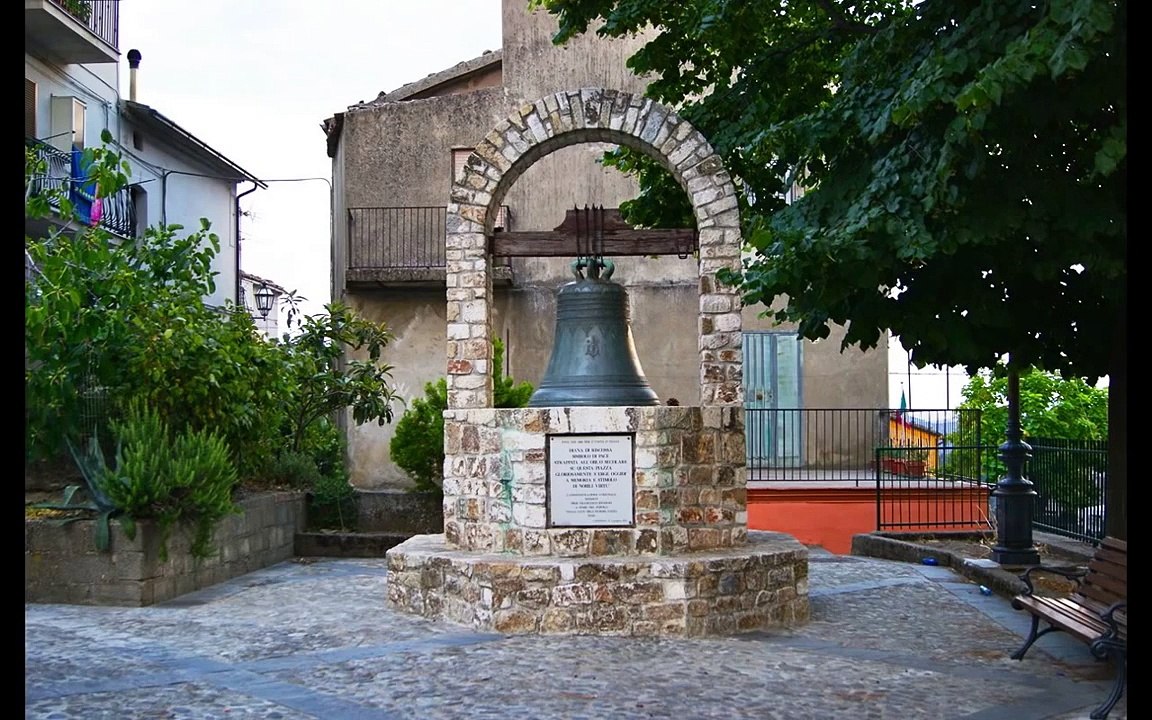 Calabria Logos • 'A Spuntunera (Omaggio a Campana)