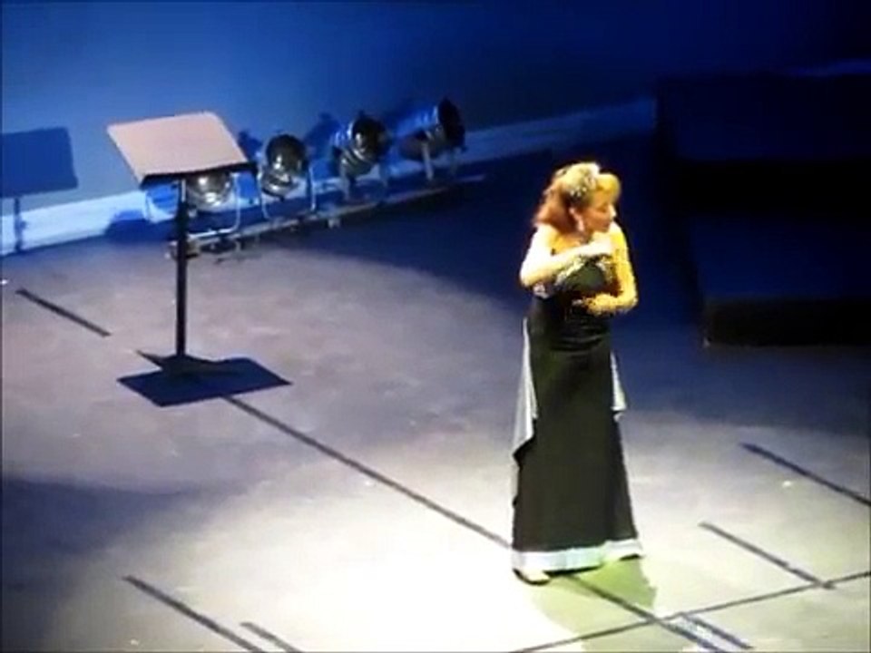 Sonia Amelio - Mexicana Internacional - Marcha Hungara