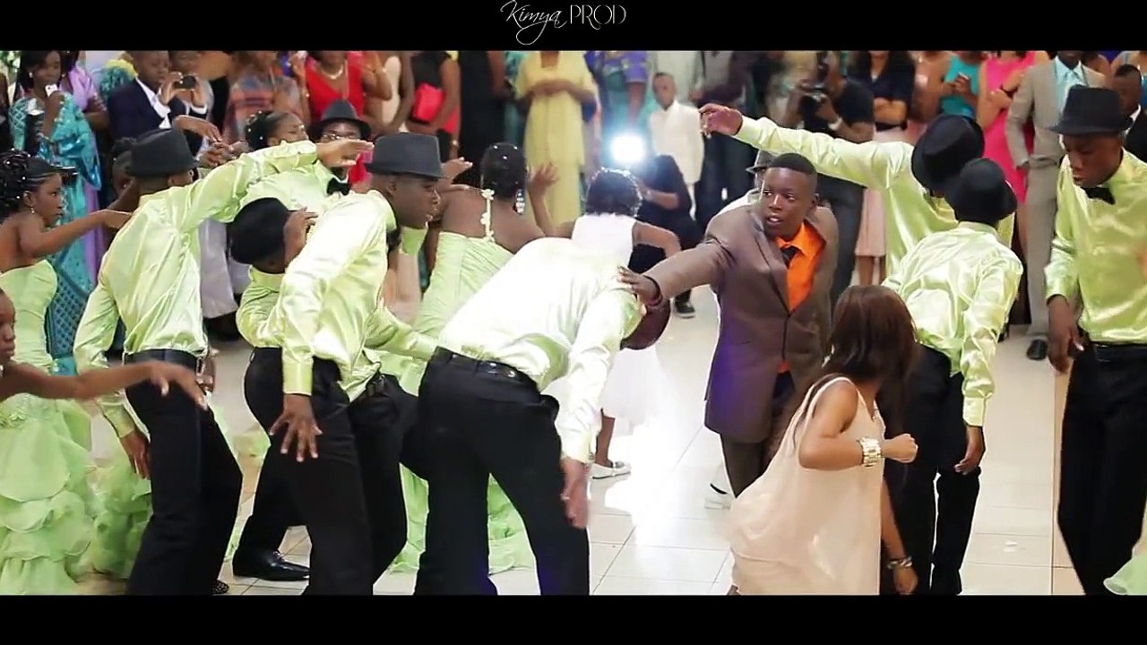 FlashMOB Mariage Grace et Hippolyte Michael Jackson a Lamuki