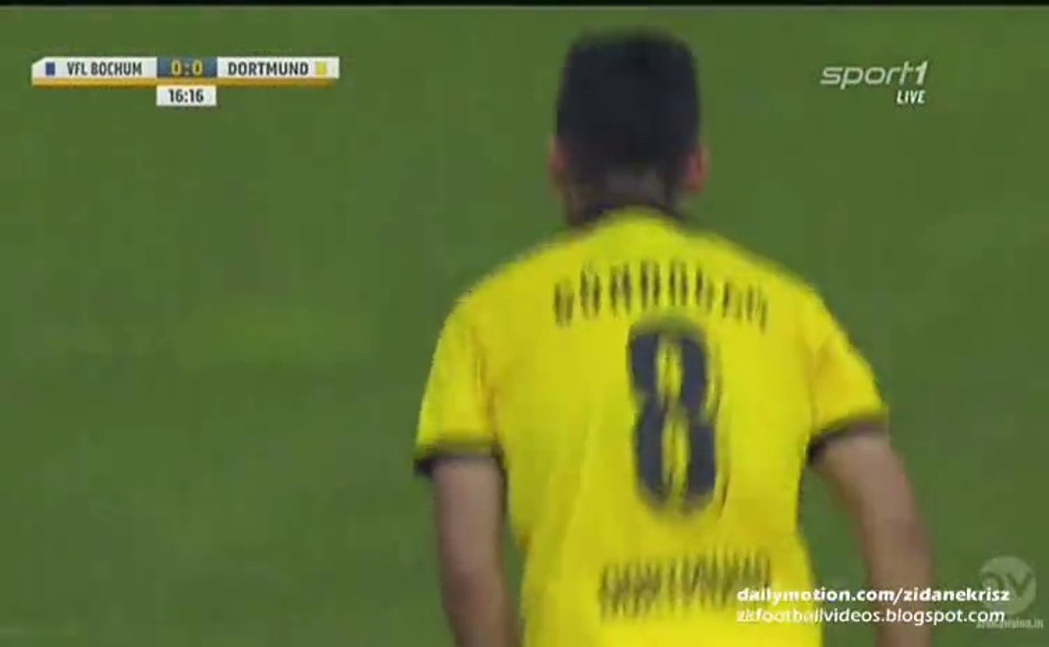 Ilkay Gündogan Hits the Crossbar - Vfl Bochum v. Borussia Dortmund 17.07.2015