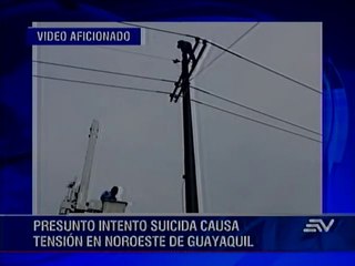 Hombre se habría intentado suicidar subiendo a un poste de tendido eléctrico