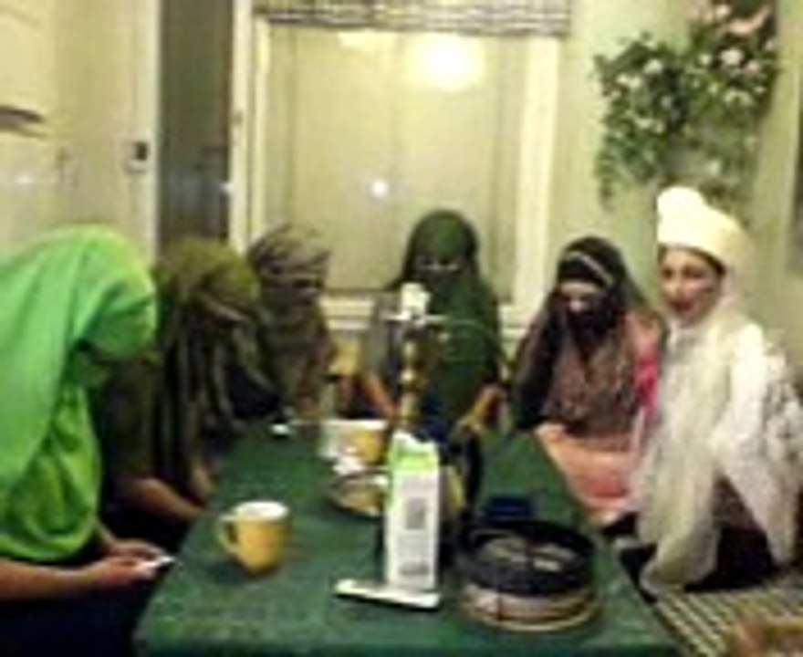 Funny Arab girls بنات عرب  سعوديات