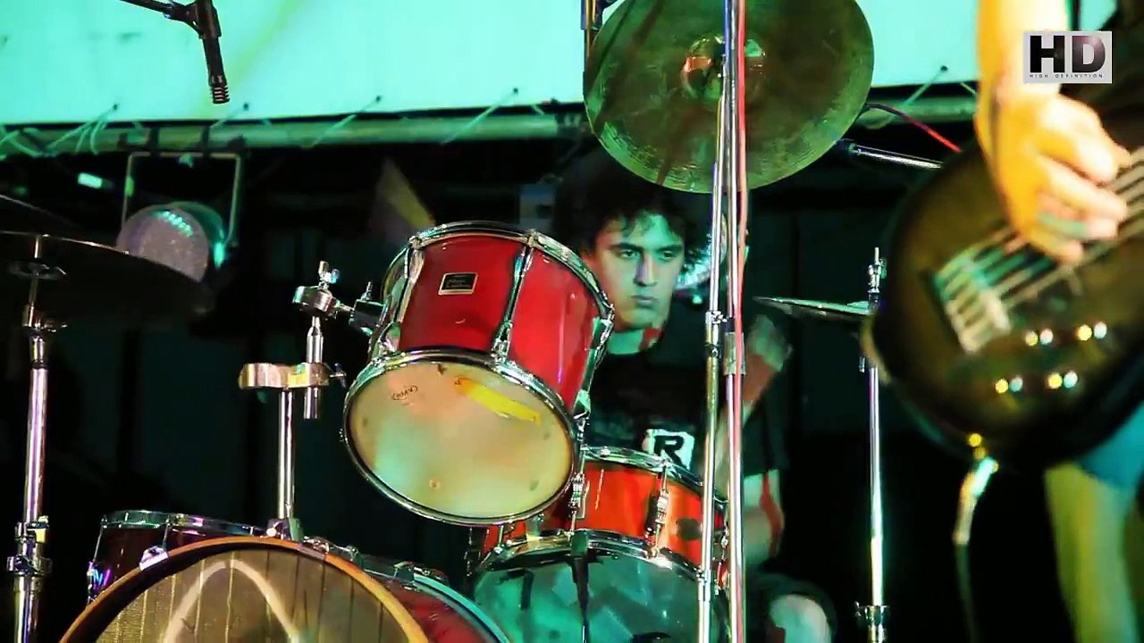 Banda Nevermind, Do Uruguay. Show no Palacio Peñarol